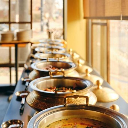 Fabhotel The Yashobhumi Near Yashobhoomi Convention Centre 델리 외부 사진