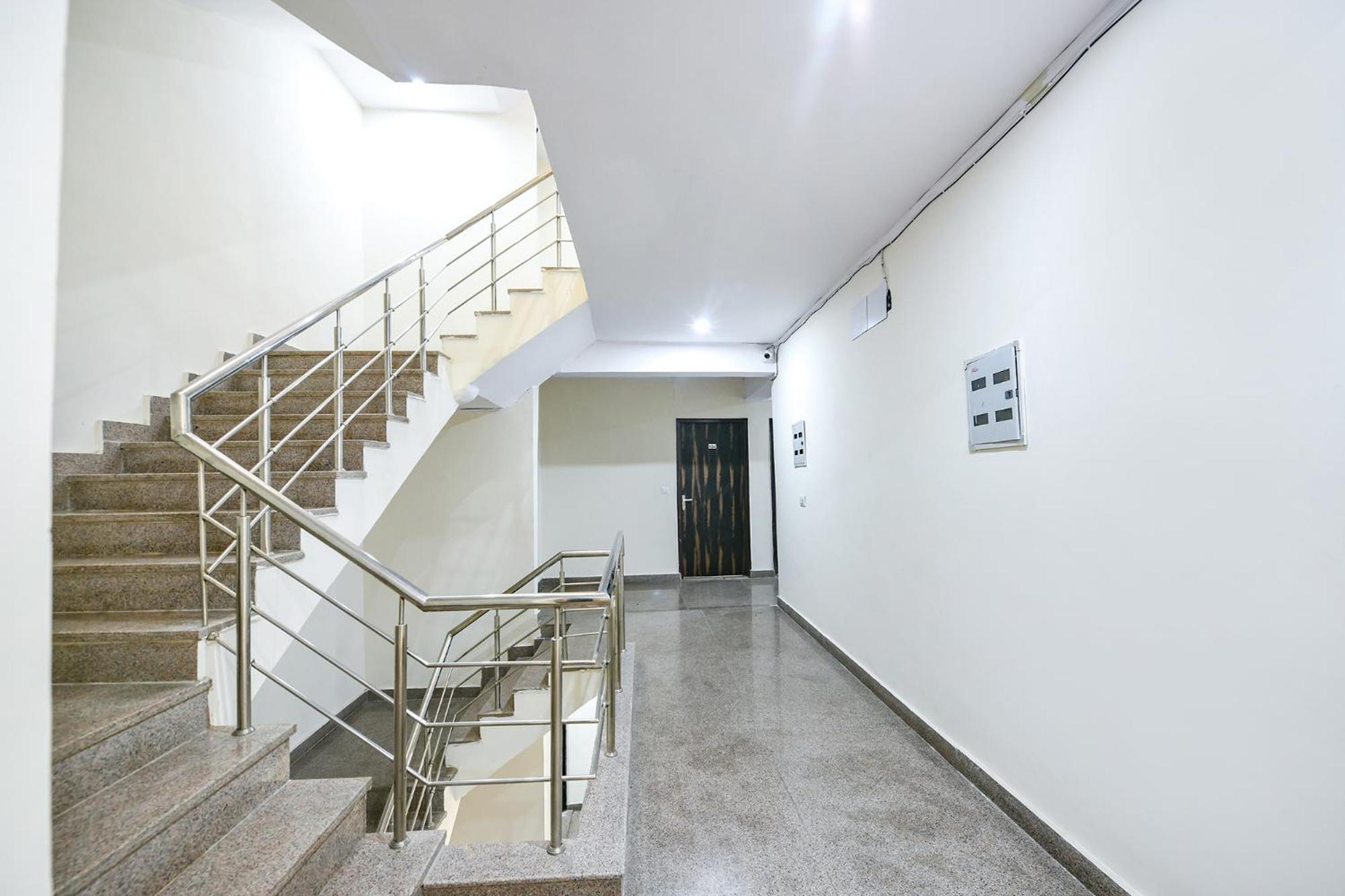 Fabhotel The Yashobhumi Near Yashobhoomi Convention Centre 델리 외부 사진